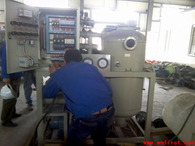 萬(wàn)美機(jī)電有限公司在安裝調(diào)試濾油機(jī)